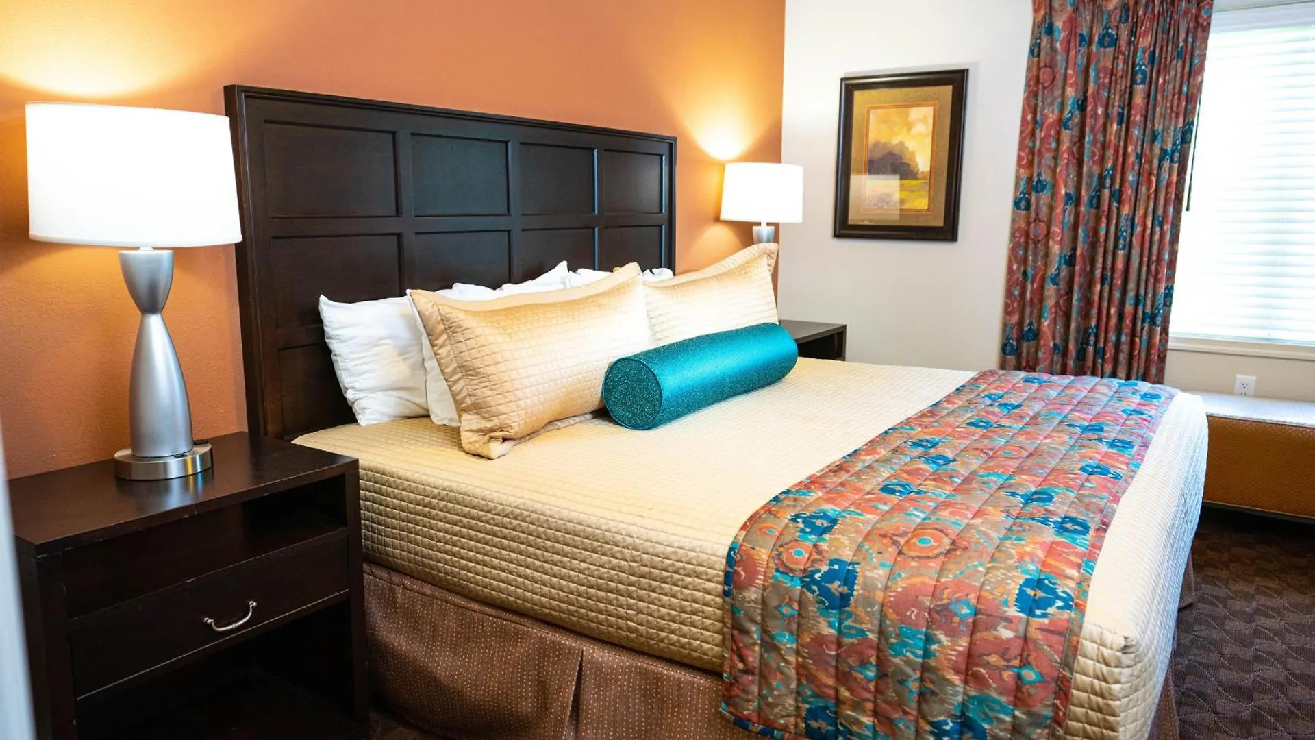 The Colonies At Williamsburg Hotel Resort